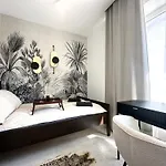 Lakowa ~ 1000m Main Square ~ Self Check-in 20h Apartment *
