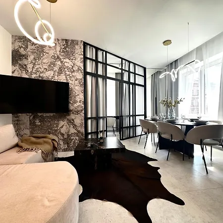 Lakowa ~ 1000m Main Square ~ Self Check-in 20h Apartment *