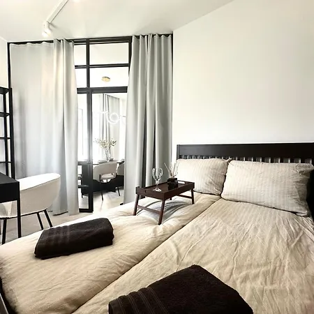 Appartement Lakowa ~ 1000m Main Square ~ Self Check-in 20h Wrocław