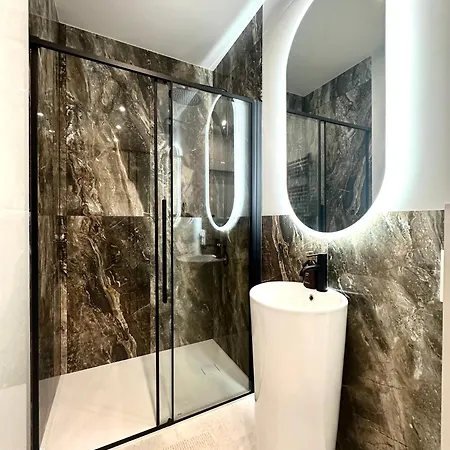 Appartement Lakowa ~ 1000m Main Square ~ Self Check-in 20h